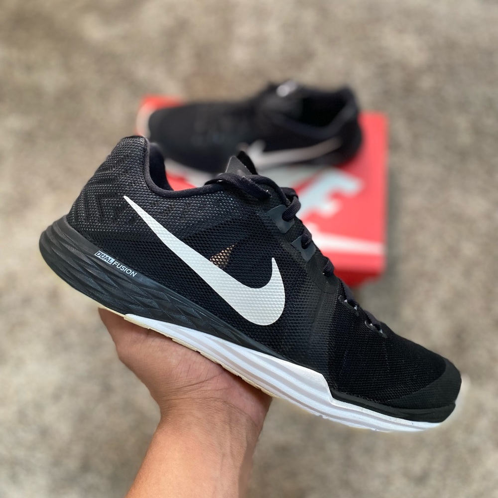 Nike 🔥 - Picture 2 of 3